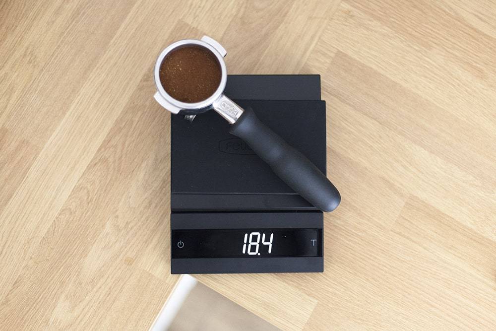 Felicita Parallel Coffee Scale (Black)